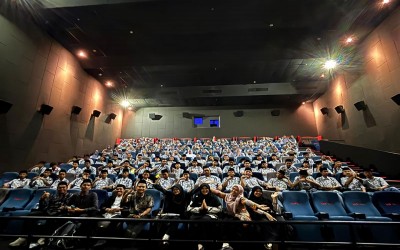 SMK Al-Fathimiyah Nonton Bareng Film “Keluar Main 1994’’